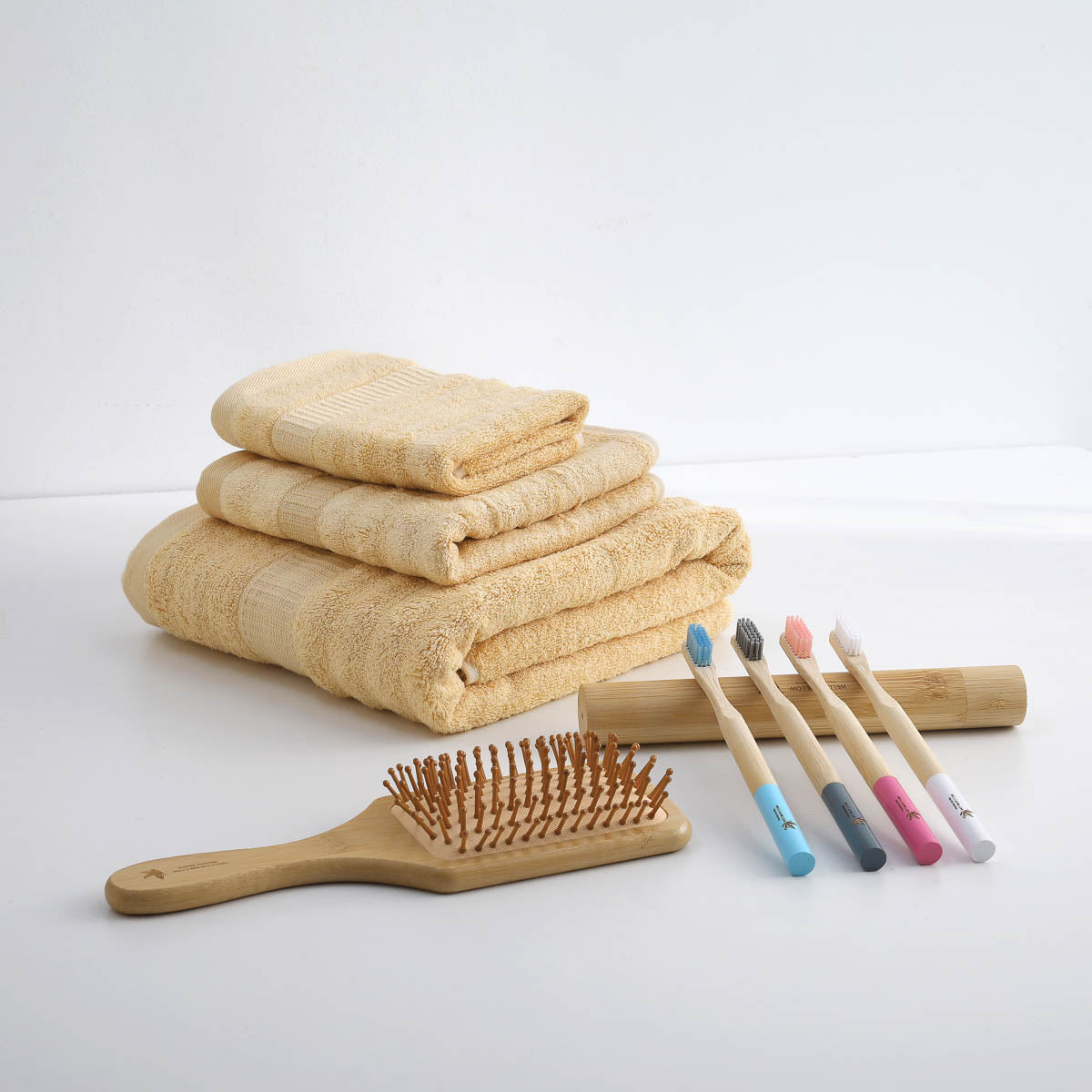 Sandbeige / Bambus Lyocell Handtuch für Kinder / OEKO-TEX zertifiziert & besonders hautfreundlich