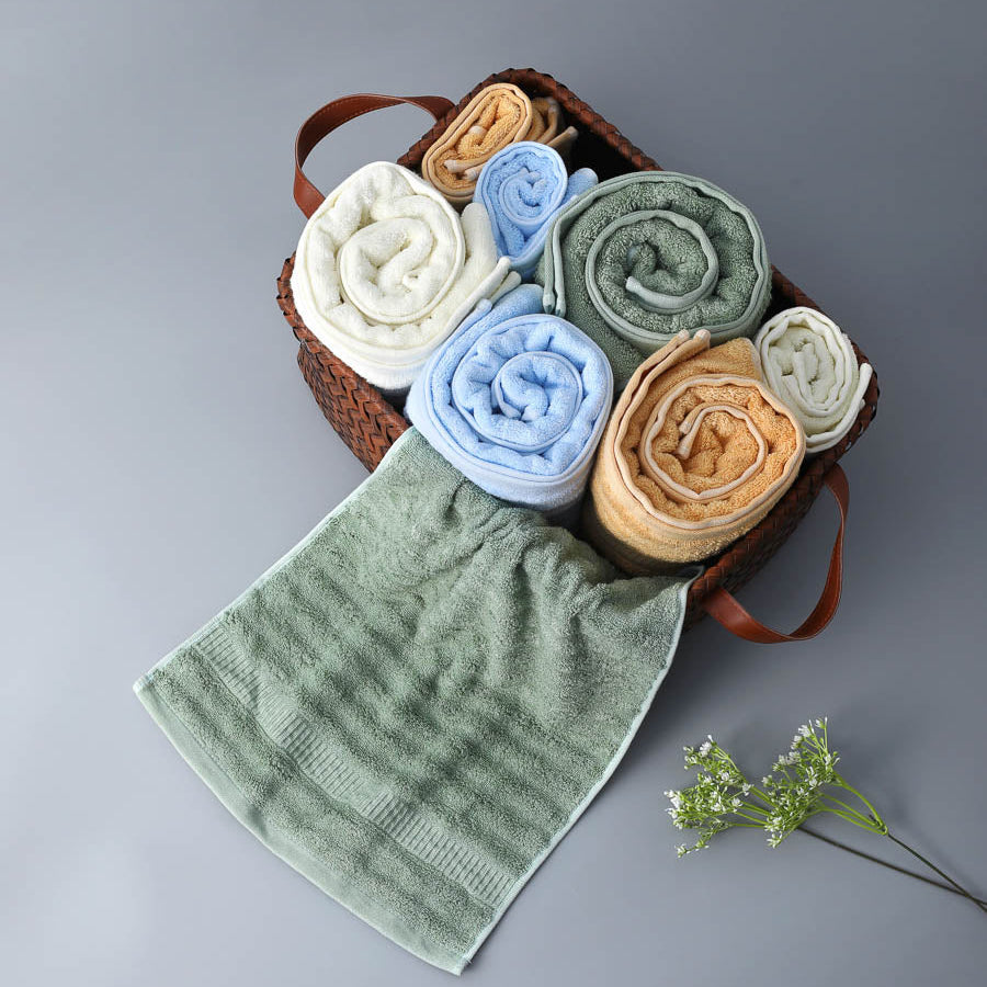 Weiß / Bambus Lyocell Handtuch für Kinder / Sanft, hypoallergen & OEKO-TEX zertifiziert